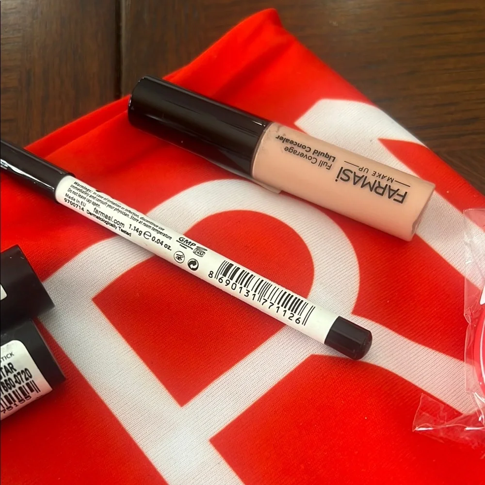 Farmasi Makeup Lot - Picture 8 of 8